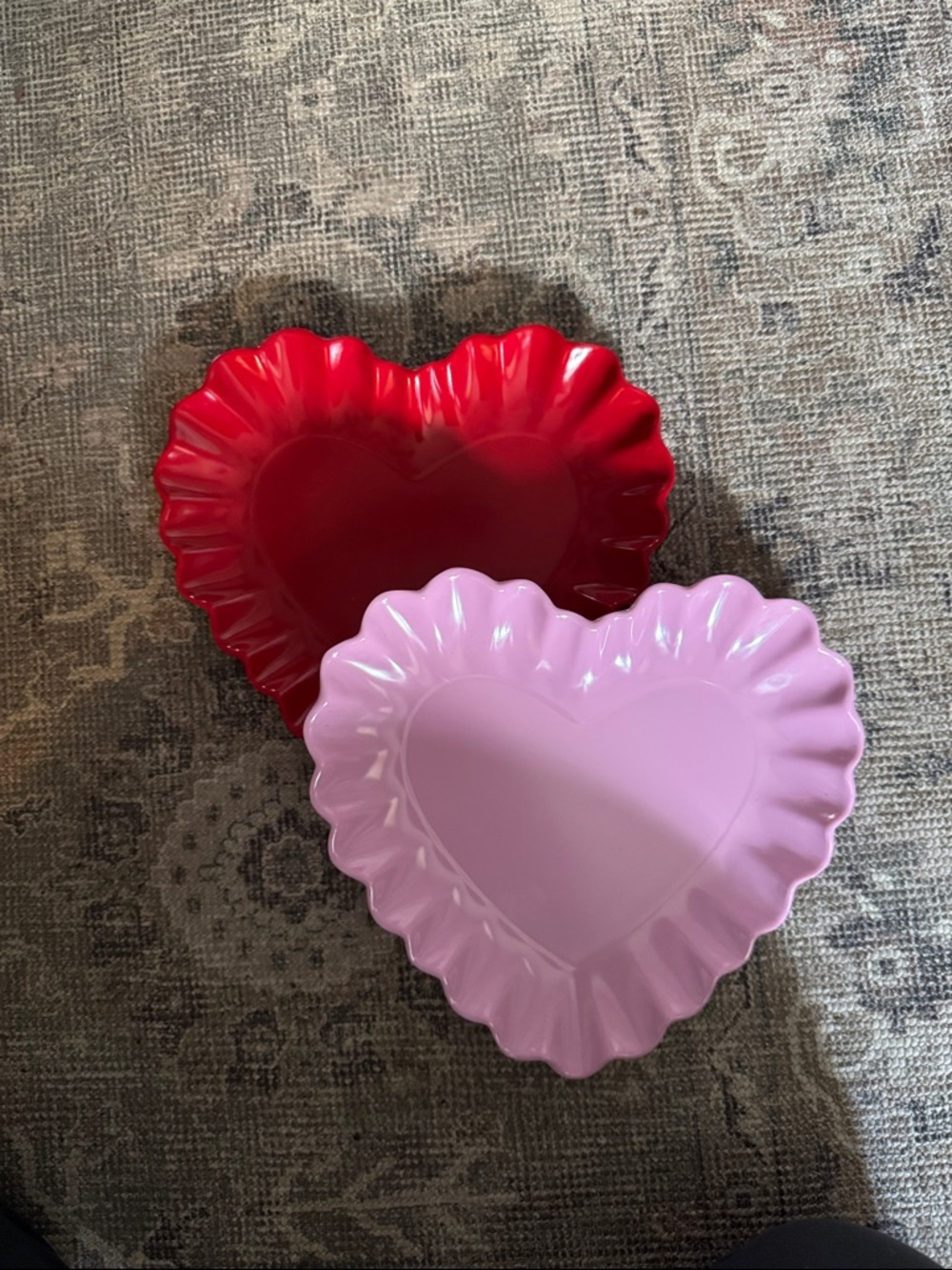 Set of 2 Scalloped Heart Shaped Plates